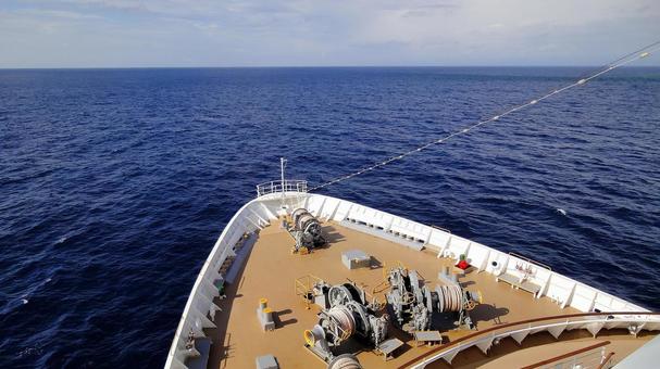 船」の575万点のロイヤリティフリー画像、写真素材、絵Shutterstock