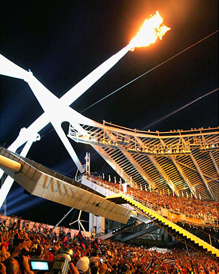 リオで聖火台に点火、東京五輪開催を祝い - 産経ニュース