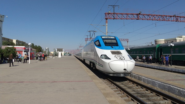 2023秋 ウズベキスタンの高速鉄道「アフラシャブ号」乗車レポと注意点 - Mind Your