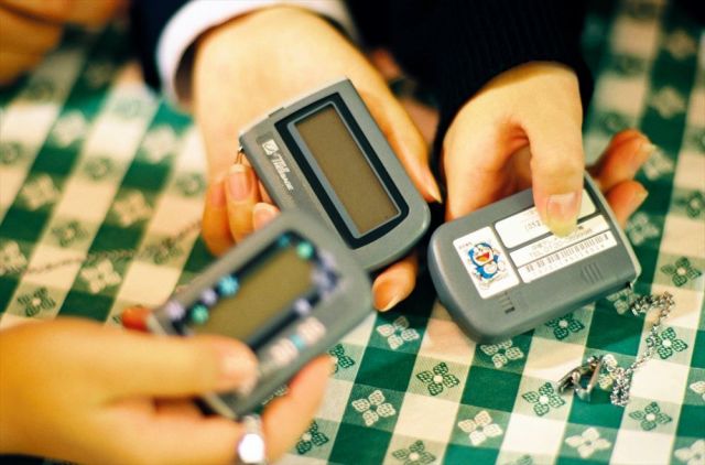 懐かしの「ポケベル」集結 NTTが出展：ニコニコ超会議2018 1 5