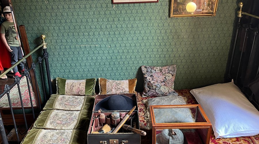 シャーロックホームズ博物館へビクトリア時代のインテリアを見に行きましょう 公式 アンティークショップハンドルHandle