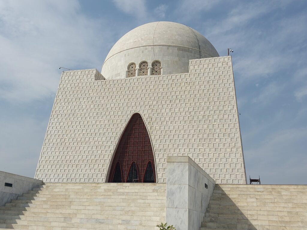 パキスタンの最大都市。カラチとその近郊の観光ガイド＆おすすめスポット