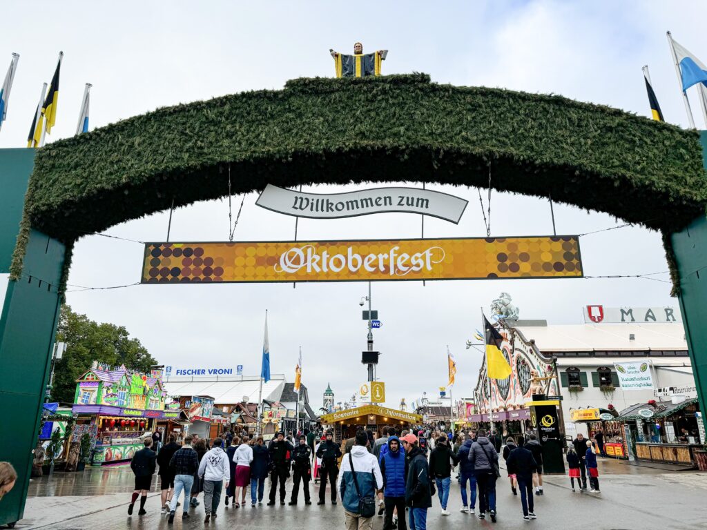 ミュンヘンのオクトーバーフェストチケット - Hellotickets