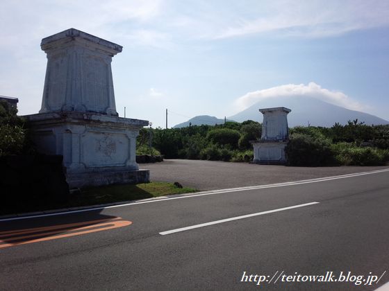 昭和43 1968 年創業。2006年公開『トリック劇場版2』のロケ地となるも、その前年2005年閉業した八丈町三根「八丈ロイヤルホテル 「八丈オリエンタルリゾート」