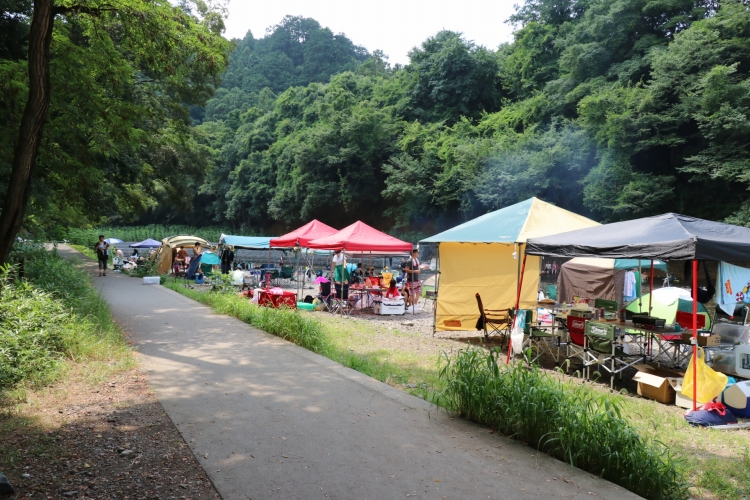 予約不要で無料 焚き火もできる！彩湖・道満グリーンパーク バーベキュー広場 埼玉