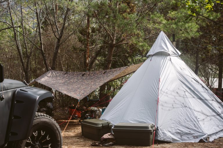 大淀西海岸ムーンビーチキャンプ場🏕️いつもお世話なっております🙇‍♂️✨コテージ・バンガローに屋根が着きましたーーーー！！！👏👏👏✌️✌️ 雨でも濡れない！！！！キャンプキャンプ場屋根裏部屋コテージバンガロー三重県明和町大淀大淀