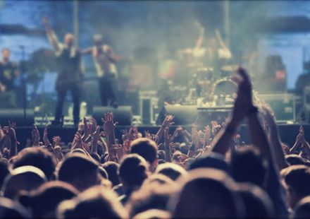 Festival Life日本最大の音楽フェス情報サイト. 🍁この秋、フェスデビューにもぴったり！