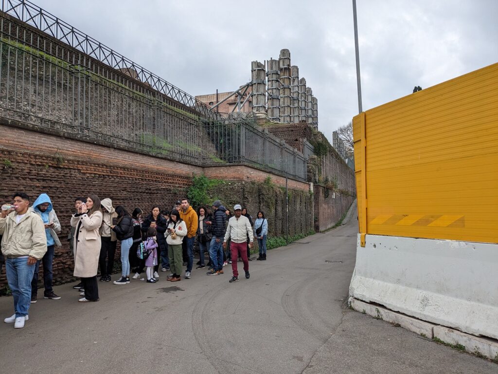 写真付き解説 2021年7月改訂 ローマ鉄道テルミニ駅からコロッセオへの行き方│世界旅行雑記帳