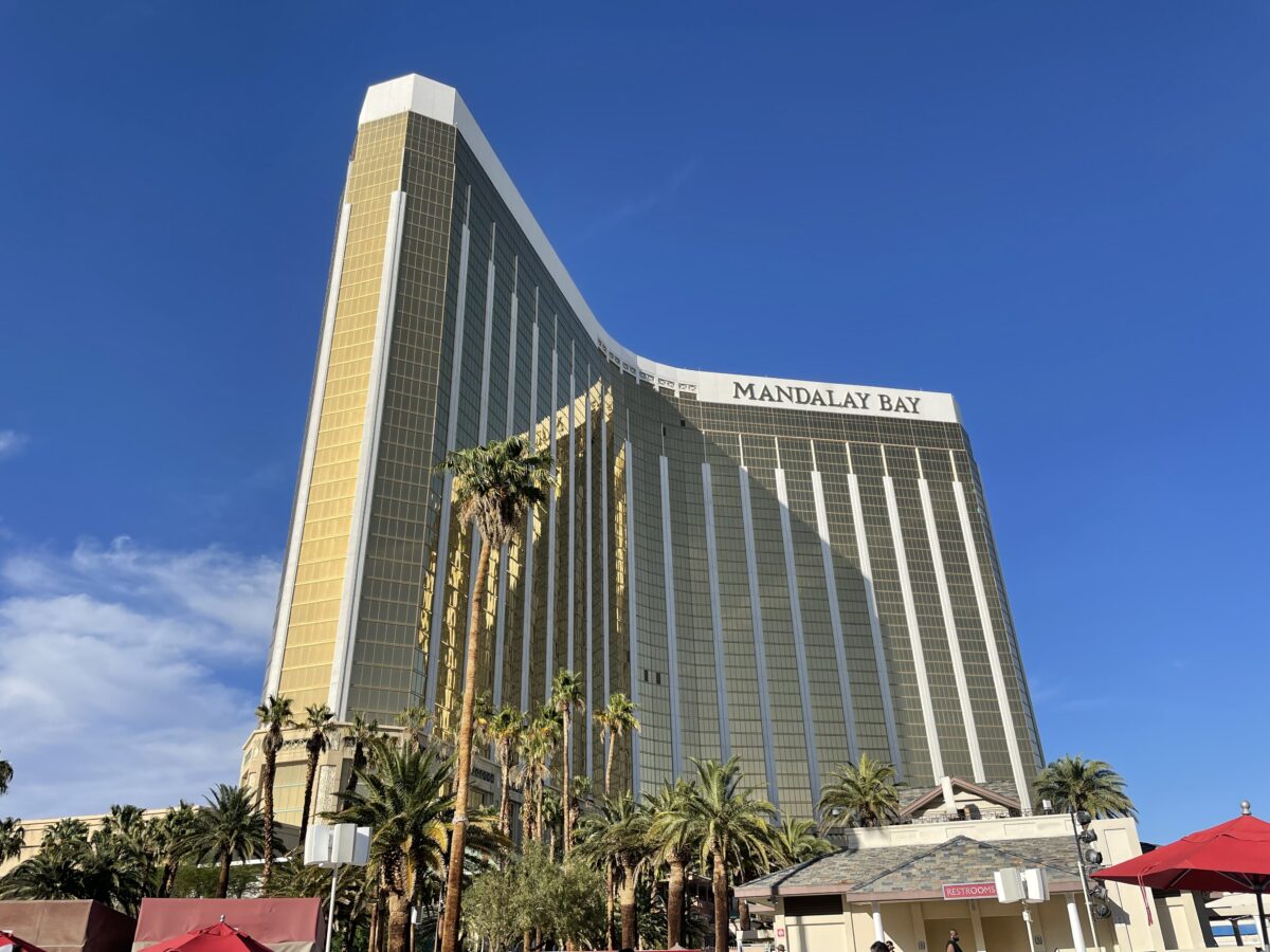 ラスベガスで一番人気のプールを満喫☆マンダレイベイホテルさとみるくのロサンゼルス⇔ハワイ癒日記