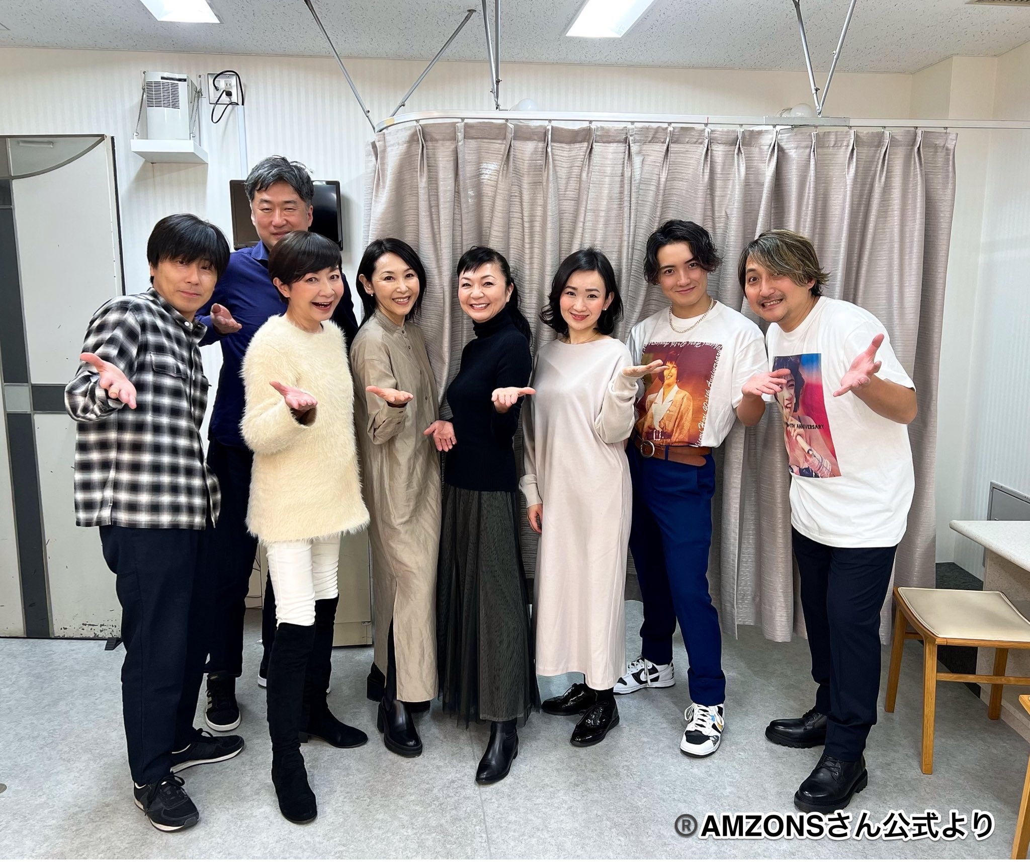 昔と変わらない！」堀ちえみさん、早見優さんらと会食。豪華な「花の82年組」ショットを公開 | ハフポスト アートとカルチャー