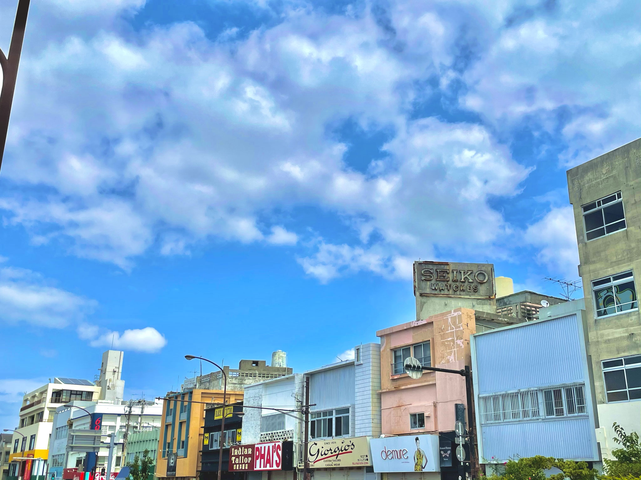 厳選5選 沖縄観光で絶対に訪れるべき観光スポットと街歩きのコツDISCOVER Ltd