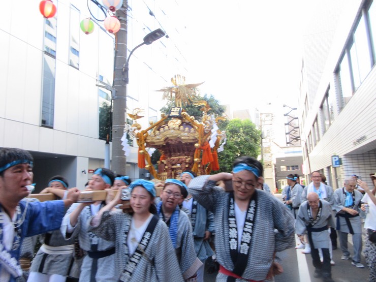 大門 チャイナハウス 來來