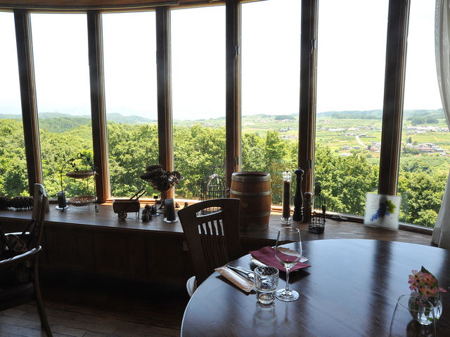 特集記事：サンクゼール・ワイナリ