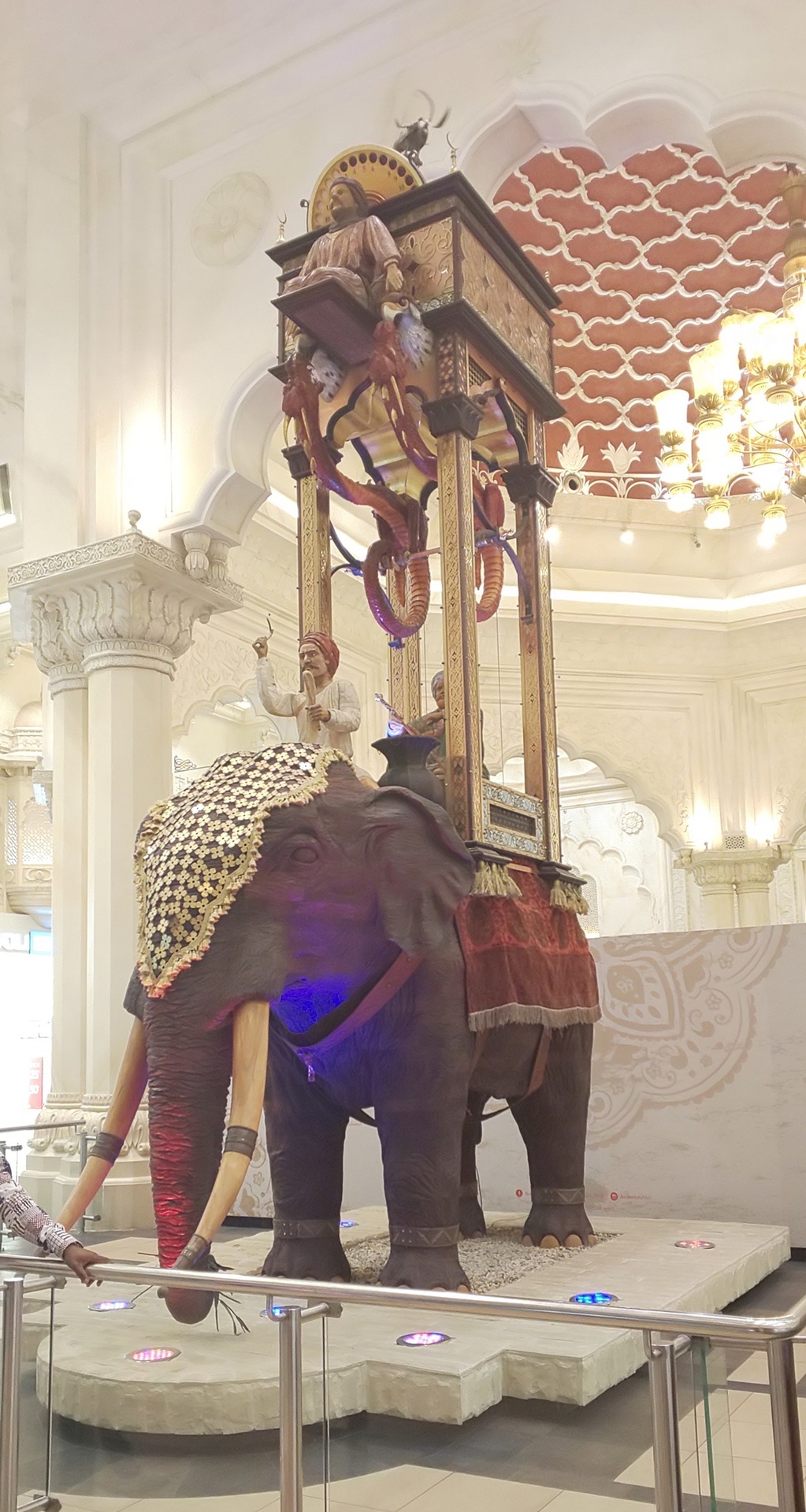 ドバイ旅行記その２ ～巨大ショッピングモールとアラブの旧市街～旅とスイーツ、ときどき仕事の日々