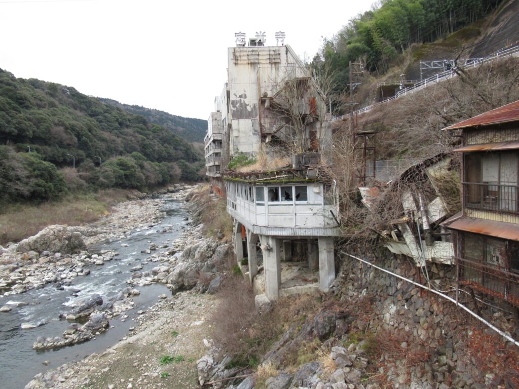 千歳楼の心霊スポット探訪TikTok