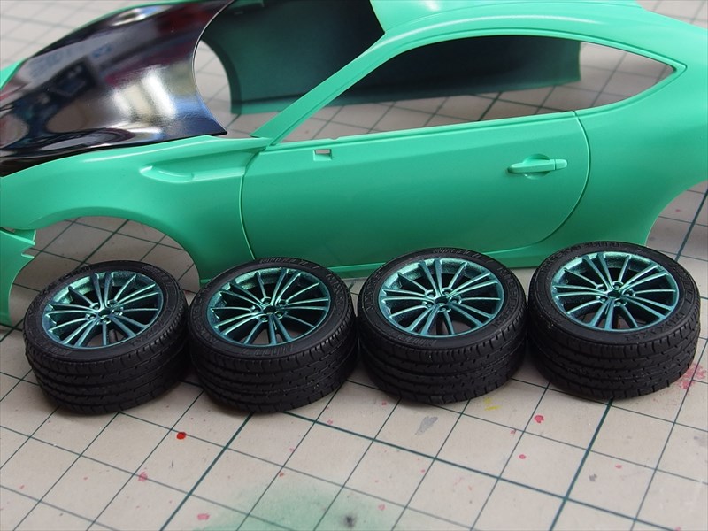 Porsche Carrera GT 2004 ターコイズグリーンメタリックミニカー-