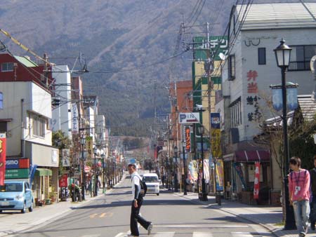 由布院駅周辺の交通体系再編成 - 都市の鍼治療データベース