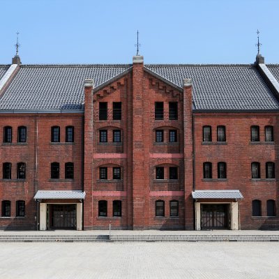 都市の表象 ー横浜赤レンガ倉庫を事例として芸術教養学科WEB卒業研究展京都芸術大学通信教育課程