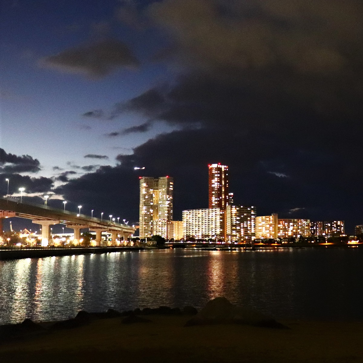 あいたか橋の夜景 福岡県福岡市東区
