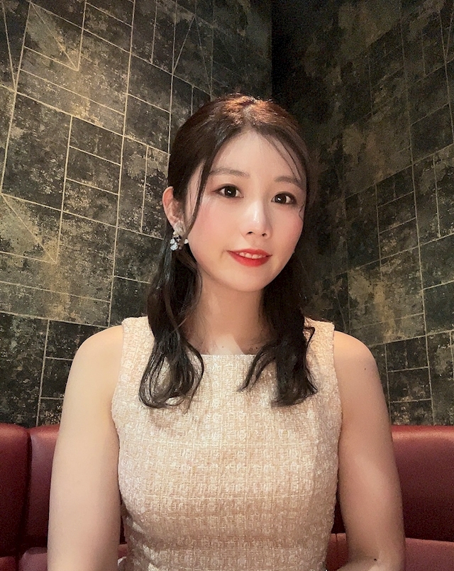 AV女優椿ゆな》身高135公分的合法蘿來了外表是小孩卻跟大人般敏感……