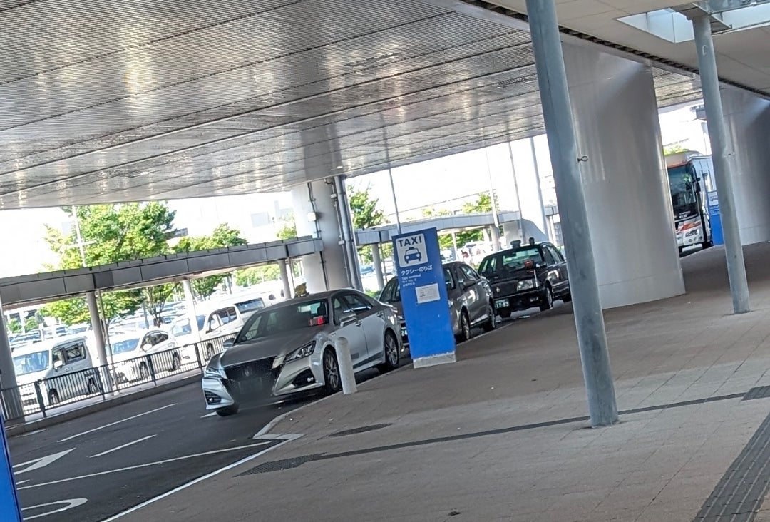 神戸空港までバスで行けるって知っとう！？「ラッピングバス」運行のご紹介神戸空港ラッピングバス神姫バス本四海峡バス神戸空港バス好き神戸観光東灘ジャーナル
