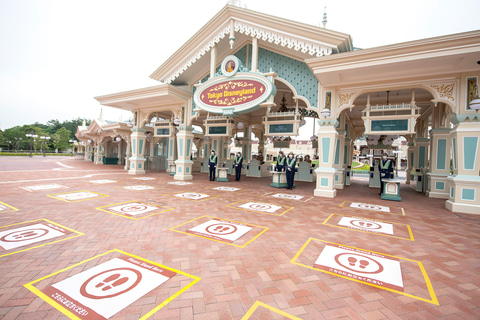 東京ディズニーランド「入場ゲート」の全面完成間近！4月15日以降の運用を予想する│ラギの するっとディズニ