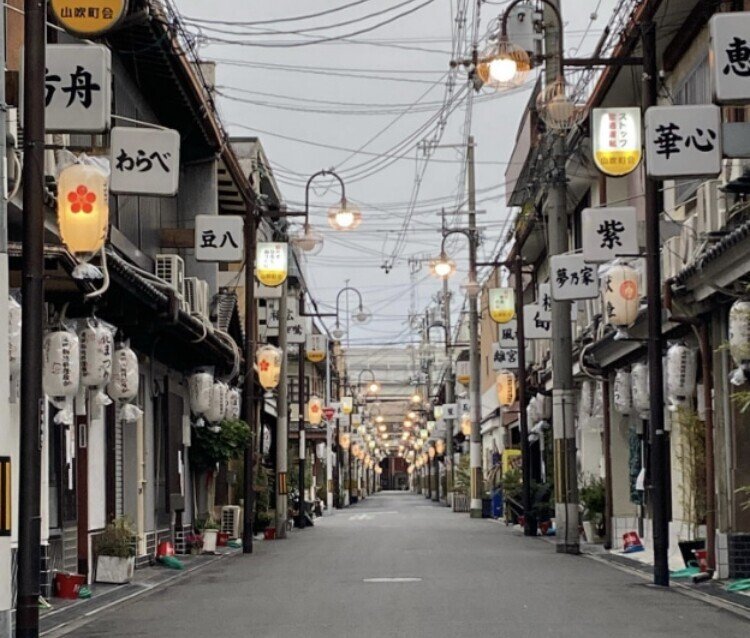 飛田】大阪のヘリに広がる社会、日本最大の旧遊郭から阿倍野墓地まで:～処刑場跡、足洗いの井戸、遊女塚、地獄谷、嘆きの壁を越えて～#ky23d101 | 