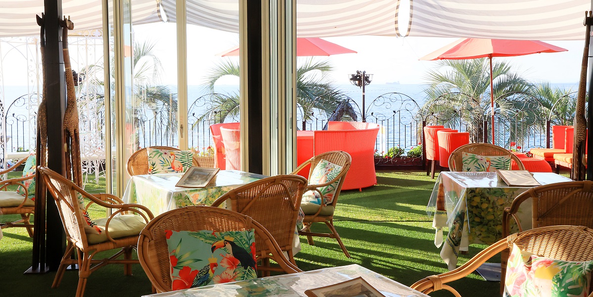 淡路島の西海岸にレストラン＆バー「Long」が誕生。オーシャンビューと異国グルメで心はリゾート気分！るるぶ&more