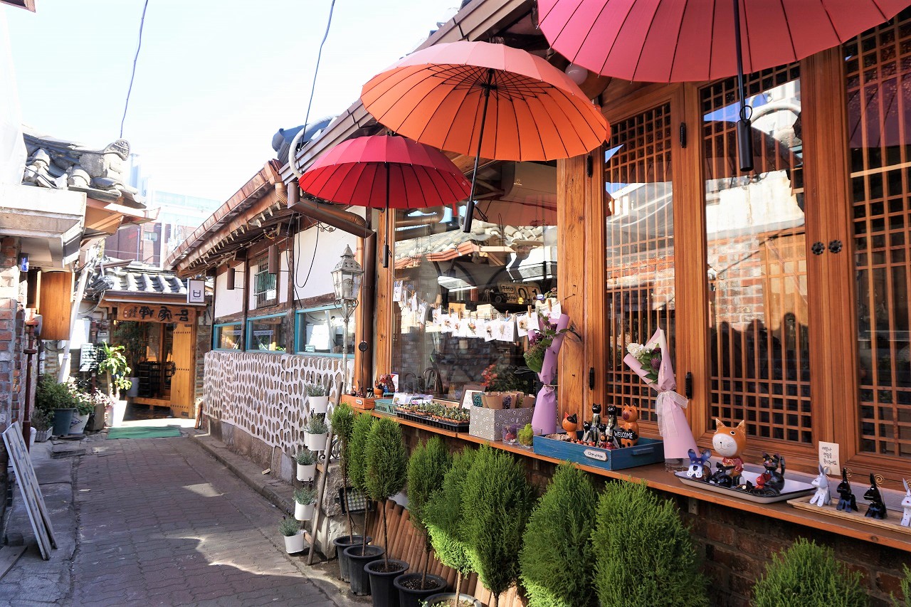 韓国 カロスキルはソウルでいちばんおしゃれなストリート！人気ショップをご紹介 - まっぷるウェブ