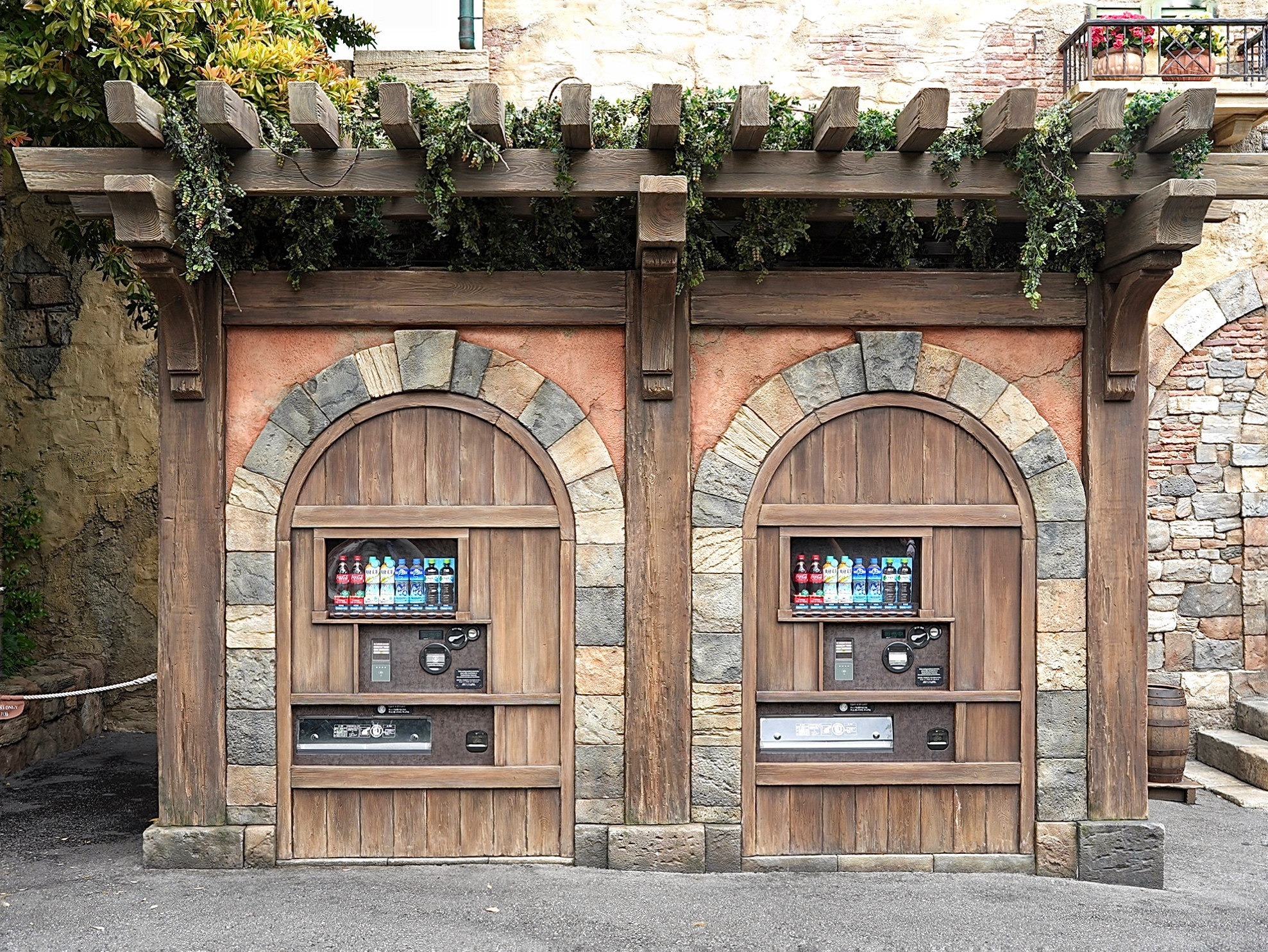 悲報 値上げラッシュ到来!４月１日〜パーク内自動販売機の価格が値上がり。』ディズニーの魔法に取り憑かれたミラコスタ大好き永遠のピーターパンおじさん