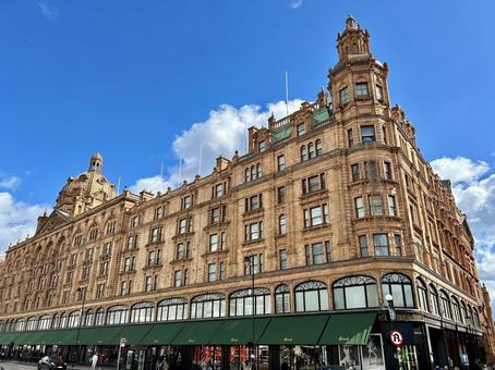 お土産探しにも最適！世界一有名なデパート・ハロッズを訪れよう - Expedia JP Stories