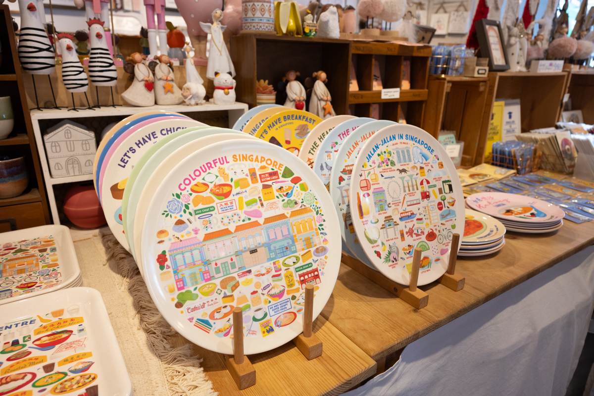 可愛い雑貨がいっぱい? おみやげにしたいプラナカン・グッズ５選 -