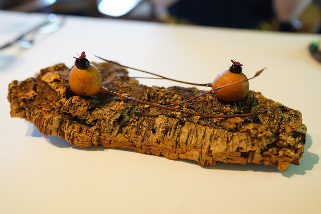 田んぼの真ん中、わざわざ訪れたいUOZEN 魚善 Comme