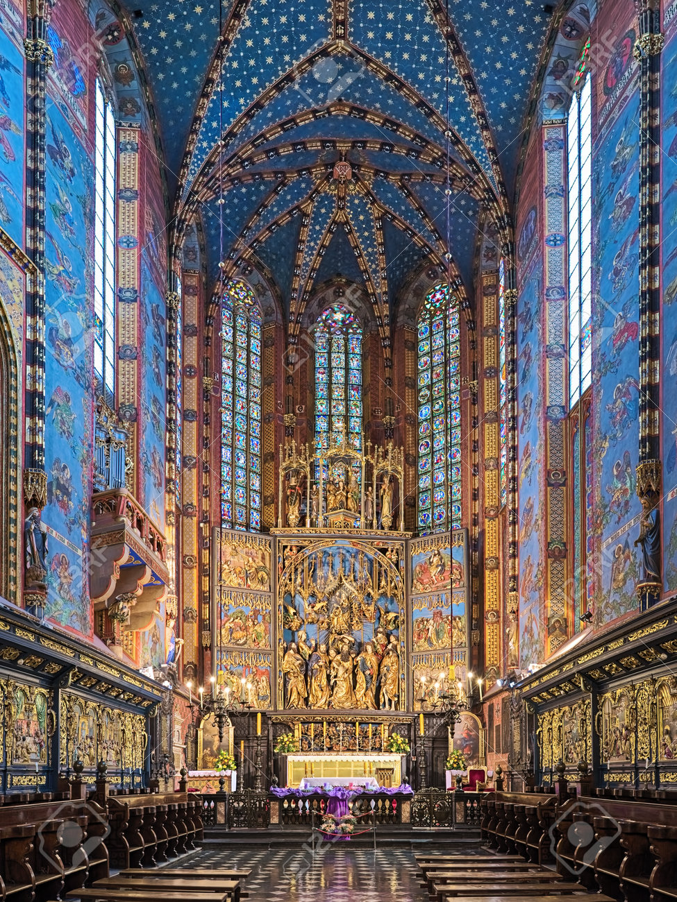 ポーランド クラクフ 聖マリア教会38097572