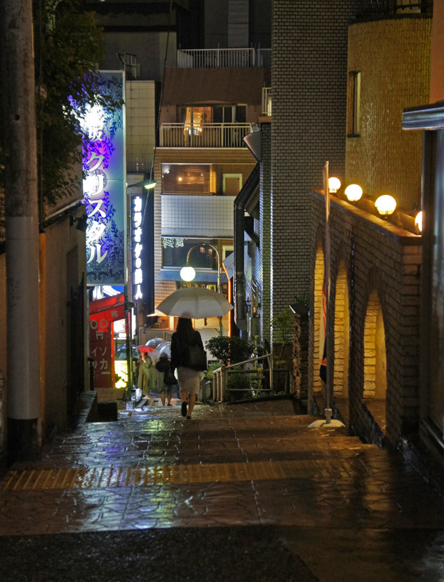 町中華紀行〈118〉】渋谷歓楽街の”街”中華「ラーメン王 後楽本舗」 : SAMのLIFEキャンプブログ