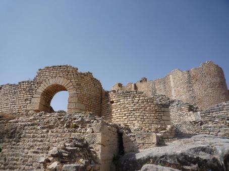 チュニジア。ドライブ紀行。その６：ドゥッガ遺跡編 最終 』ドゥッガ チュニジア の旅行記・ブログ