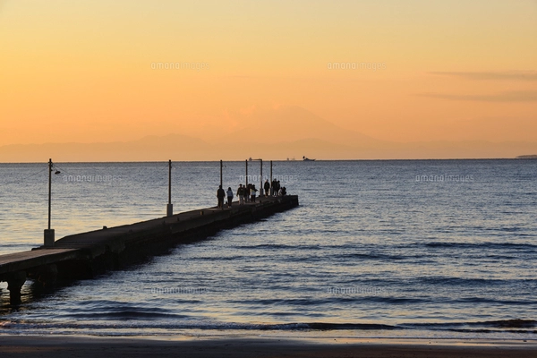 原岡海水浴場の岡本桟橋千葉県観光スポット・海岸