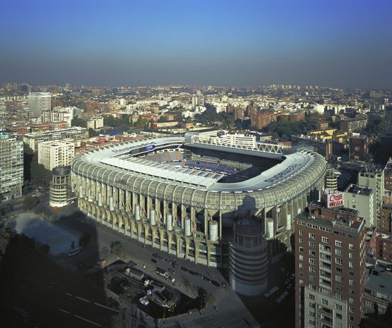 サンティアゴ・ベルナベウのアクセス＆周辺情報まとめ！オランダで自由にいきるひと