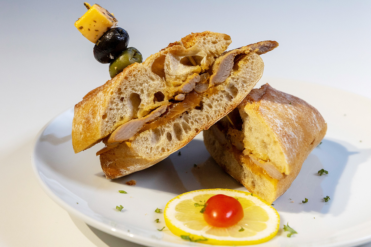 万博パビリオン紹介〜ついにオープンしたアンゴラ館心も踊る！ ベリーアテンダンサーの日記