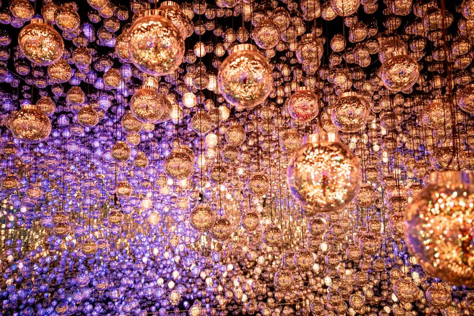 チームラボボーダレス」 東京・お台場 、「運動の森」や「光の彫刻空間」などが大規模リニューアル自分の描いた絵がグッズになる「お絵かきファクトリー」も新設7月15日 木