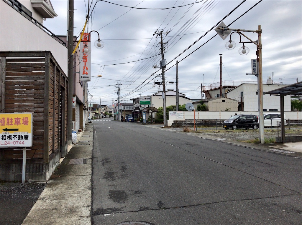 百姓たちの仕事を手助けした 井細田の足下地蔵尊（小田原市） - みうけんのヨコハマ原付紀行