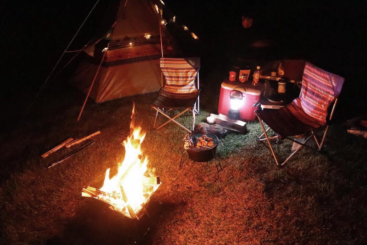 キャンプをする男女二人 アイソメトリックのイラスト素材138354030- イメージマート