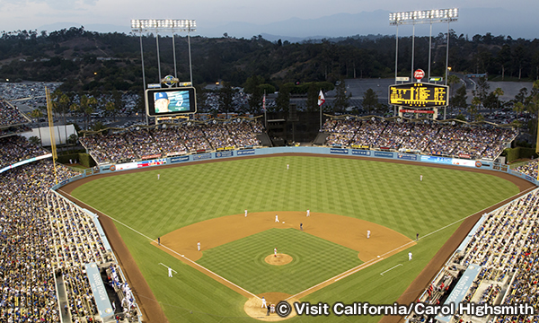 衝撃的な美味さだったぞ！」 MLB記者が太鼓判、日本で飲み食いした「間違いない」球場グルメTHE ANSWER