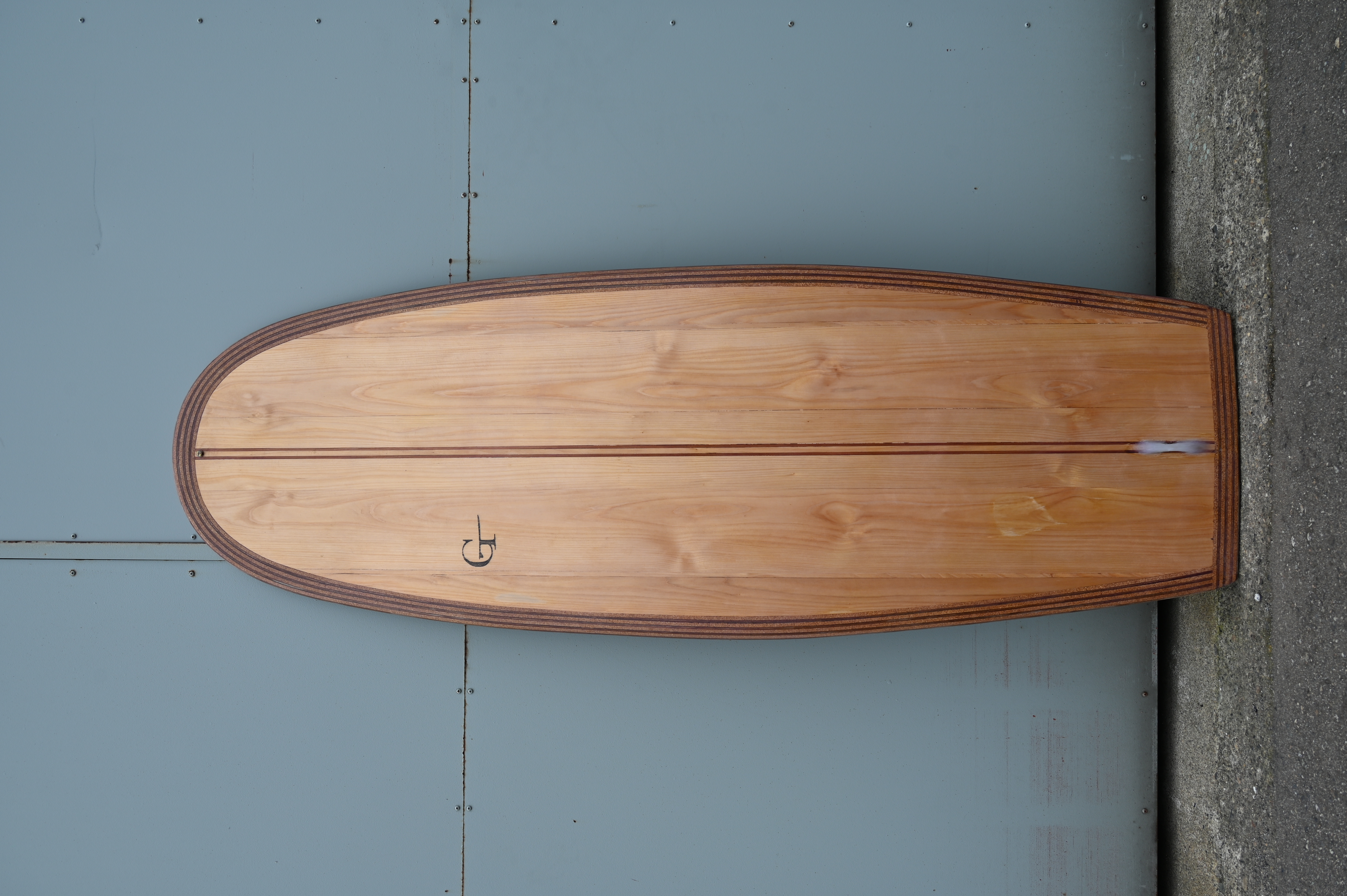 自作サーフボードラックdiyない物は作る大改造サーフボード置場やりたい事は全部やる頭の中を形にするオリジナル家具surfsurfridersurflifesurfingsurftripサーファのため仕事も遊びも一生懸命明日やろうは馬鹿野郎やりもしないで無理って言うなやったことない事やってみようタクのおかげありがとよー