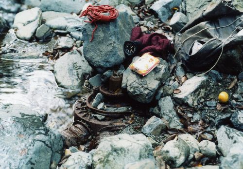 棚沢の墜落機を探る: イガイガの丹沢放浪記