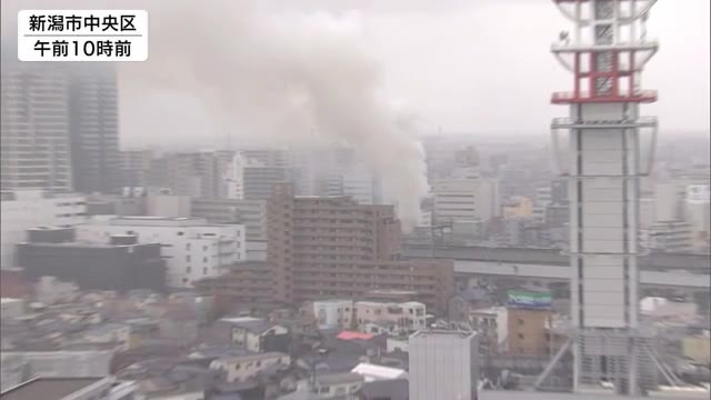 塾と障がい者就労支援の事業所 ２棟焼く火事 建物内に５０人逃げて無事【新潟】 - 火災