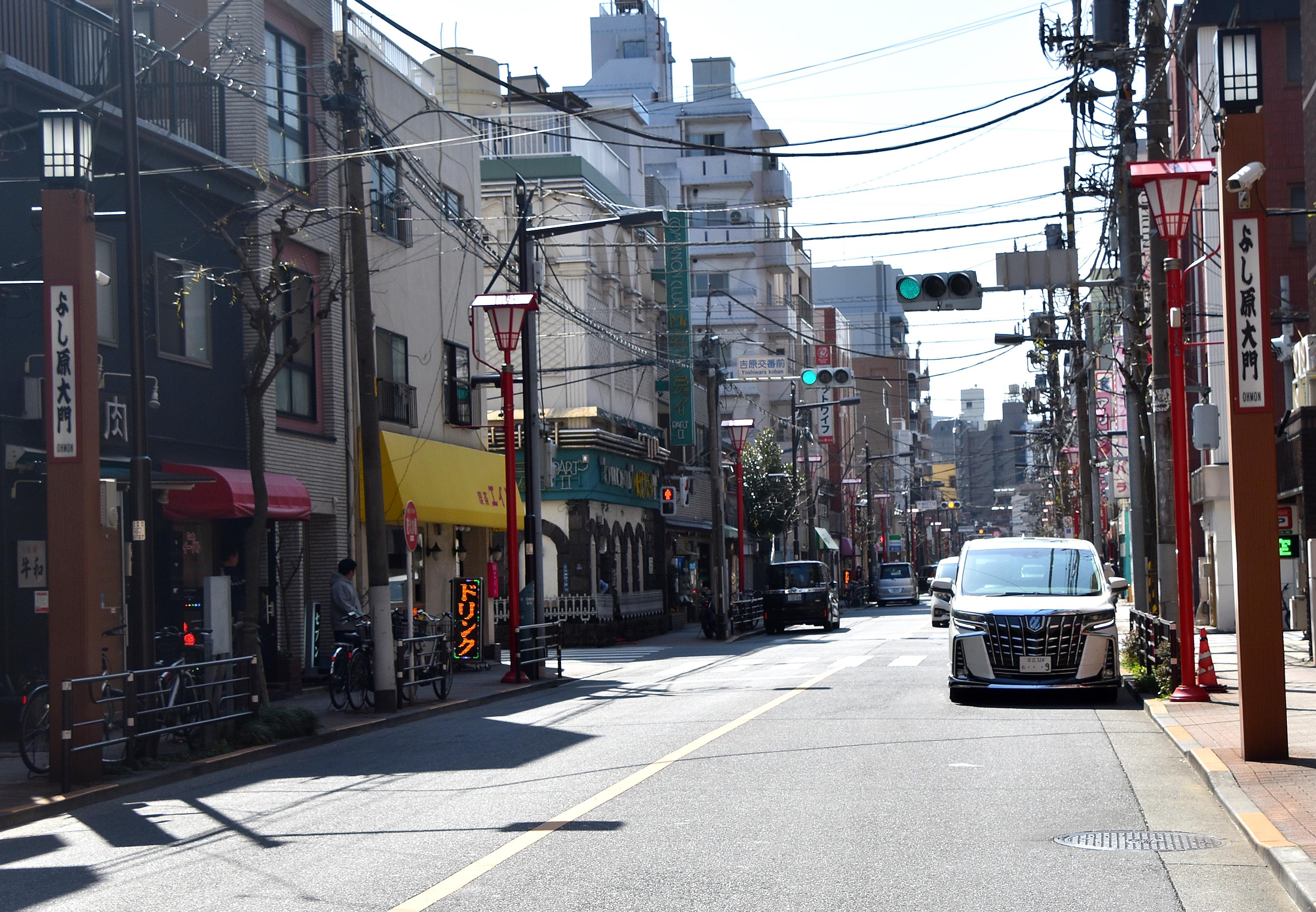 吉原遊里の跡（吉原大門と見返り柳）（旧日光・奥州街道の番外記 2） -