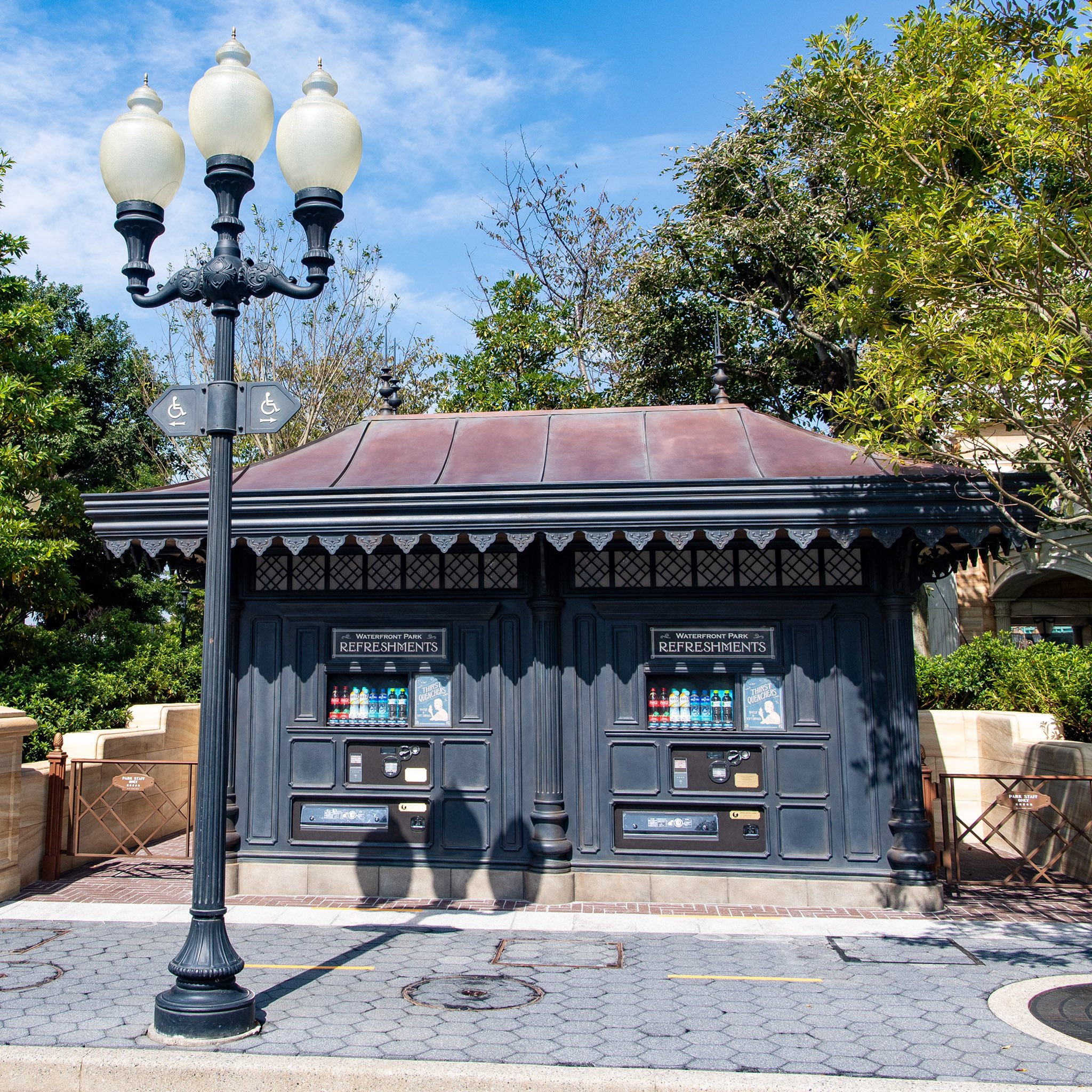 Vol.13 ただの自動販売機はありませんディズニーの魔法の成分クーポン情報サイト「iroiro沖縄」