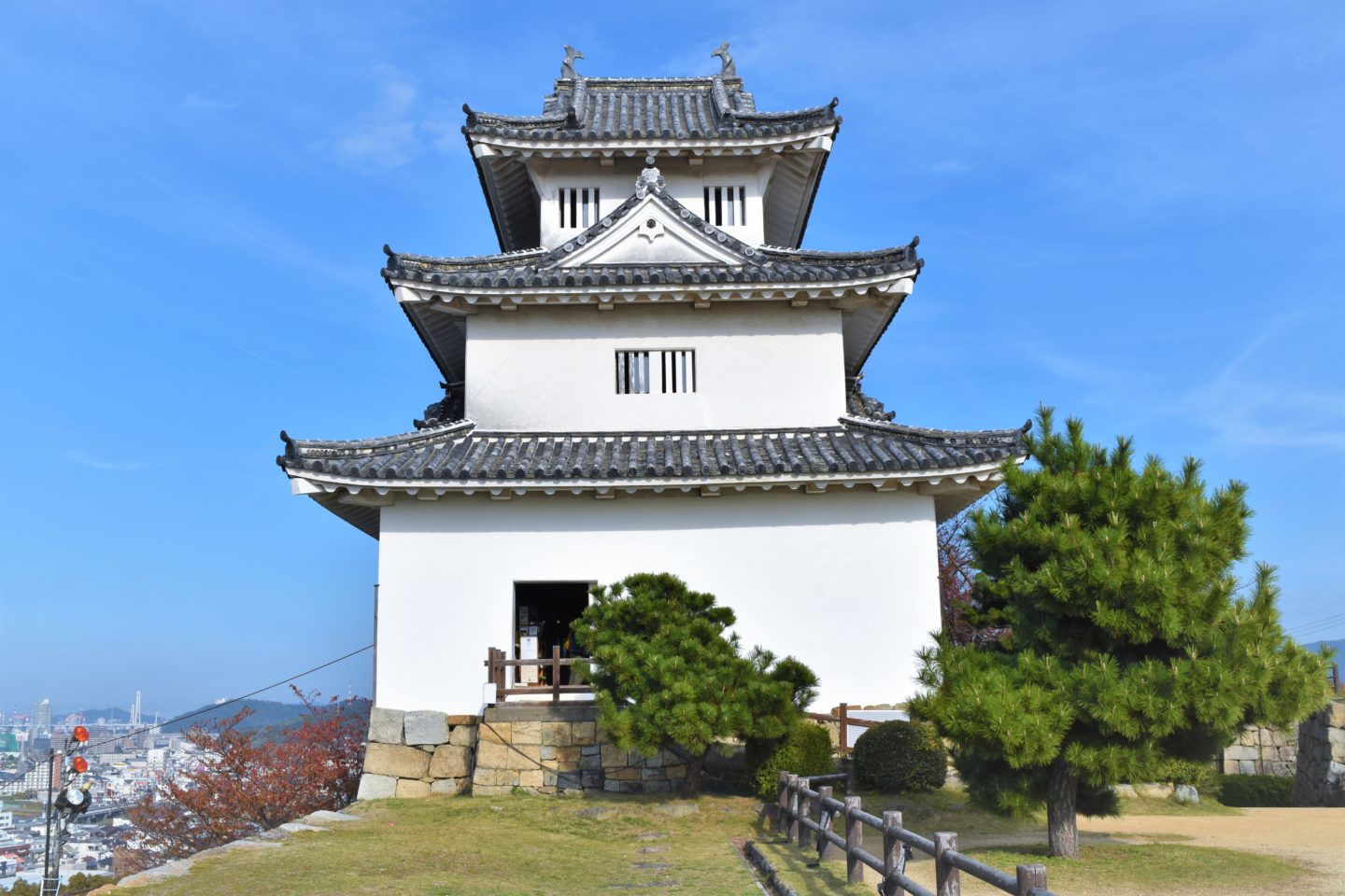 香川＞ 日本の城 今もなお当時のまま残る天守 その7