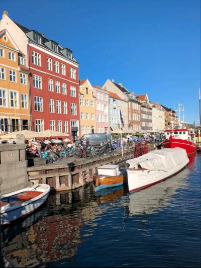 コペンハーゲン市とクリスチャンスボー城のプライベートウォーキングツアーGetYourGuide